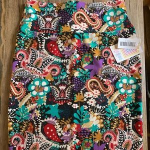LuLaRoe small sm Cassie Pencil Skirt NWT Mini